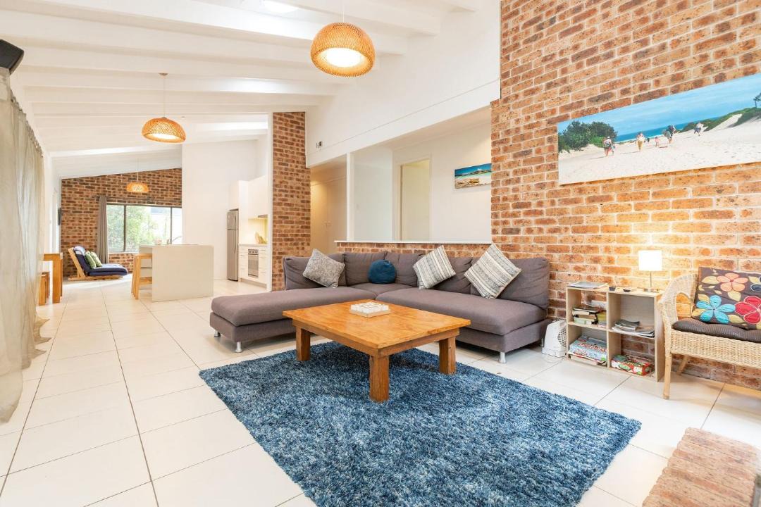 Photo of Livingroom in Elizabeth Beach