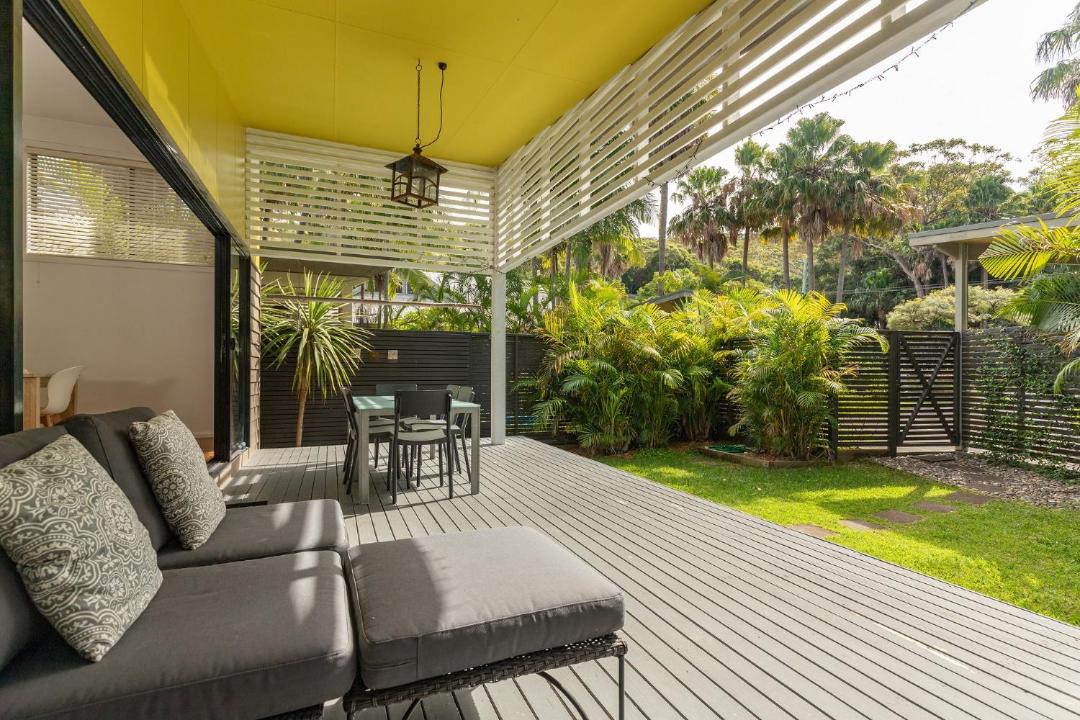 Photo of Patio Balcony in Elizabeth Beach