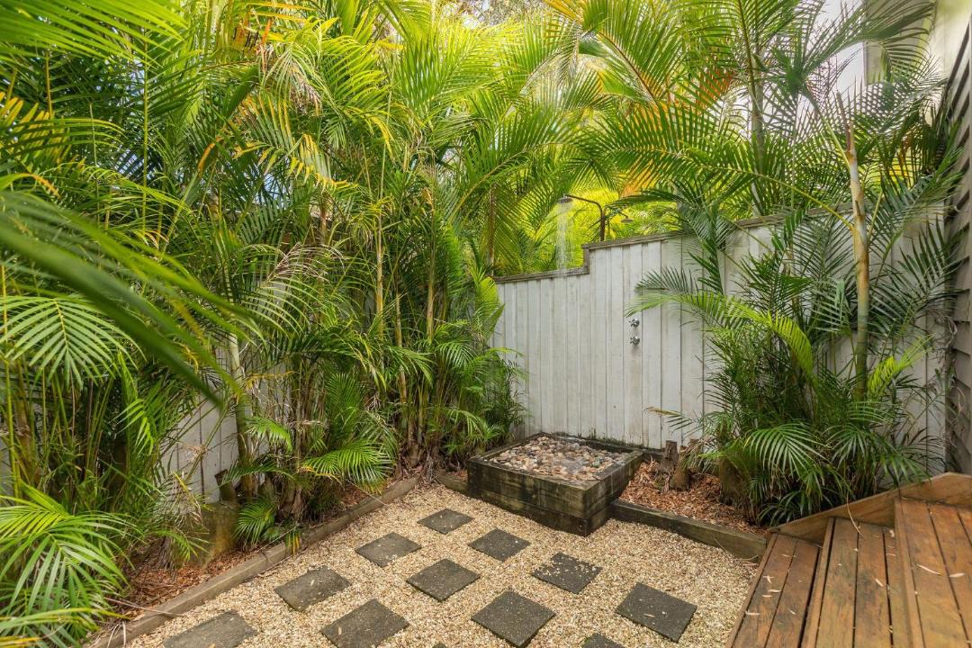 Photo of Patio Balcony in Elizabeth Beach