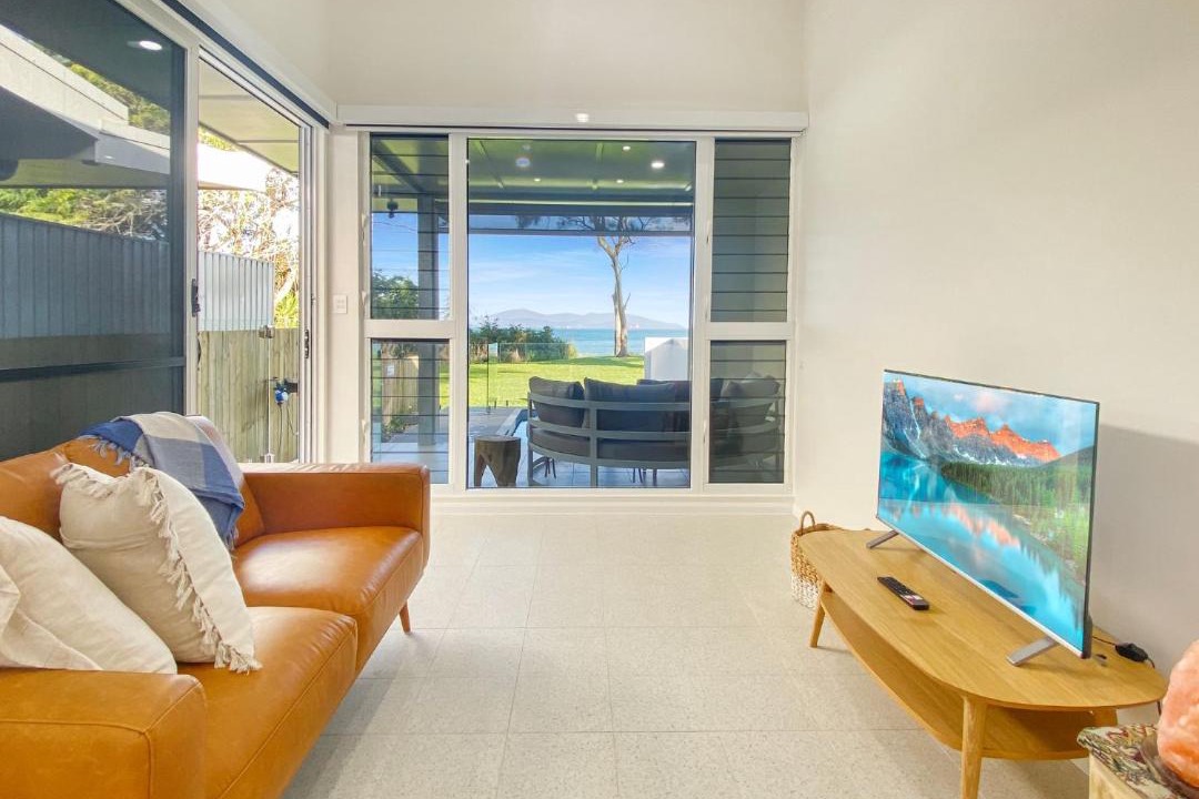 Photo of Livingroom in Picnic Bay
