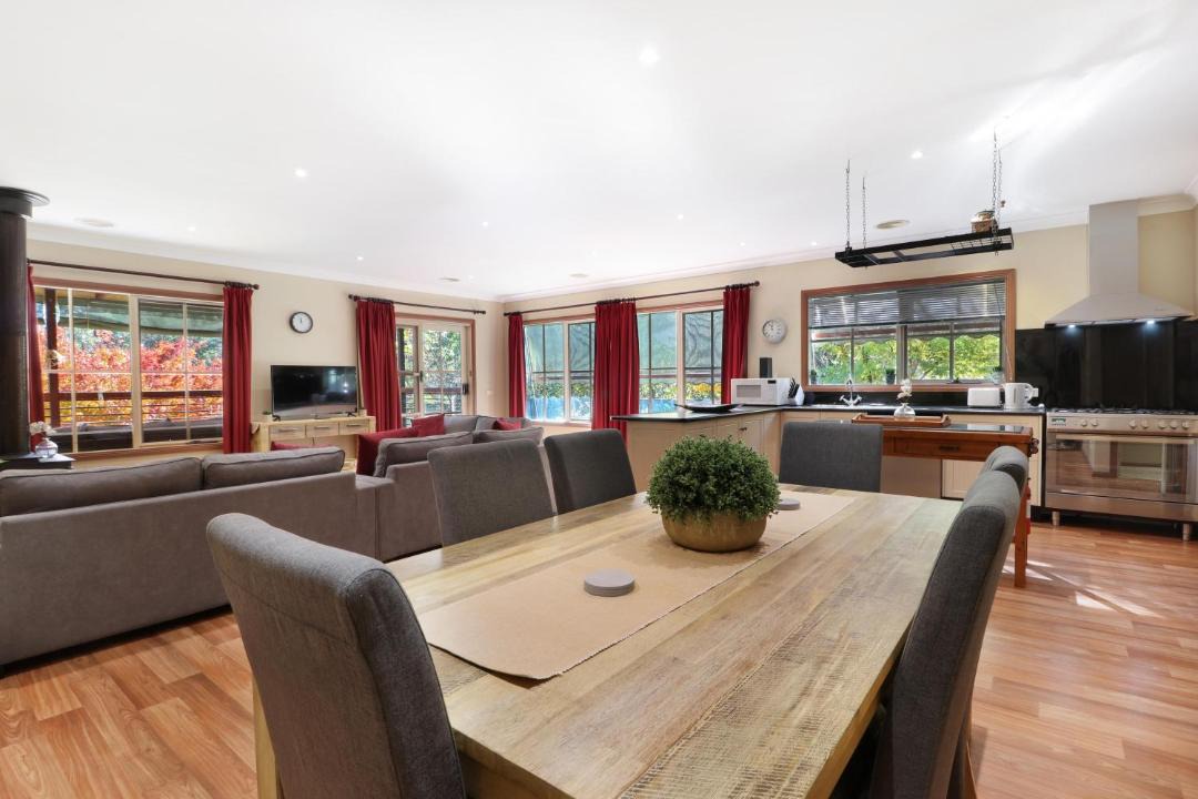 Photo of Livingroom in Jamieson
