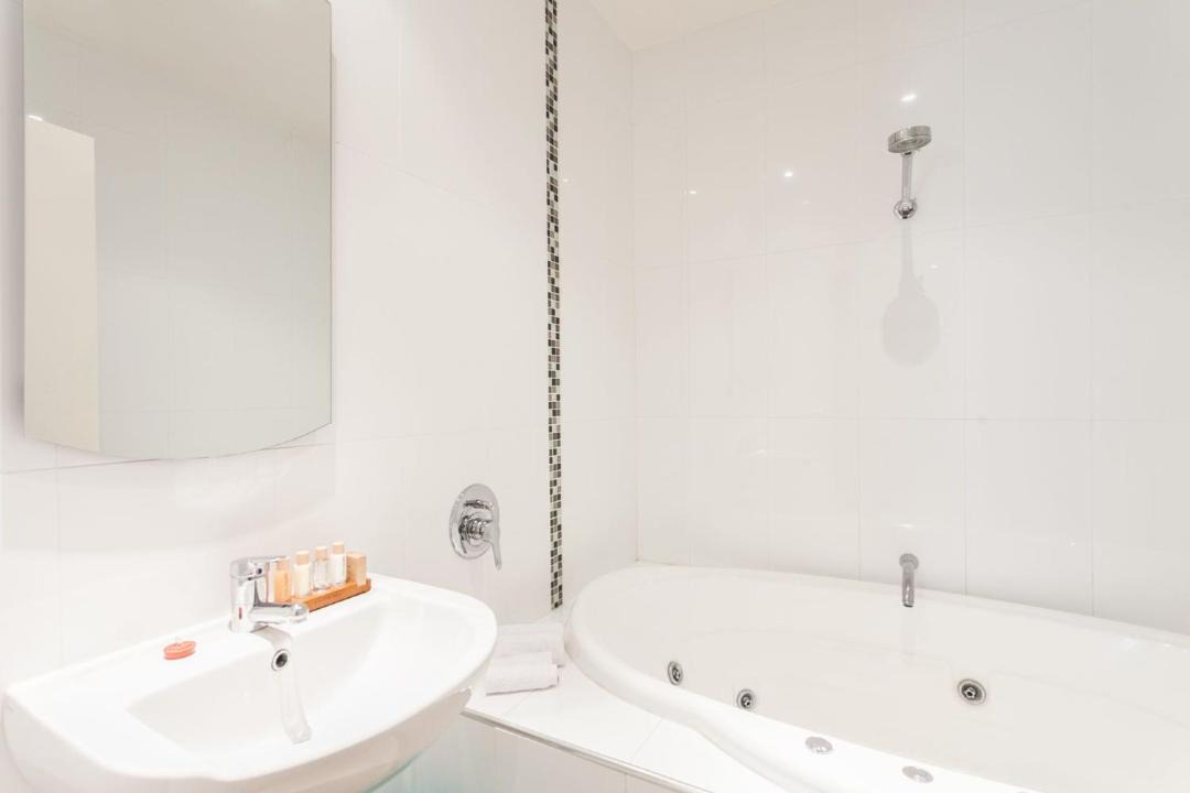 Photo of Bathroom in Anglesea