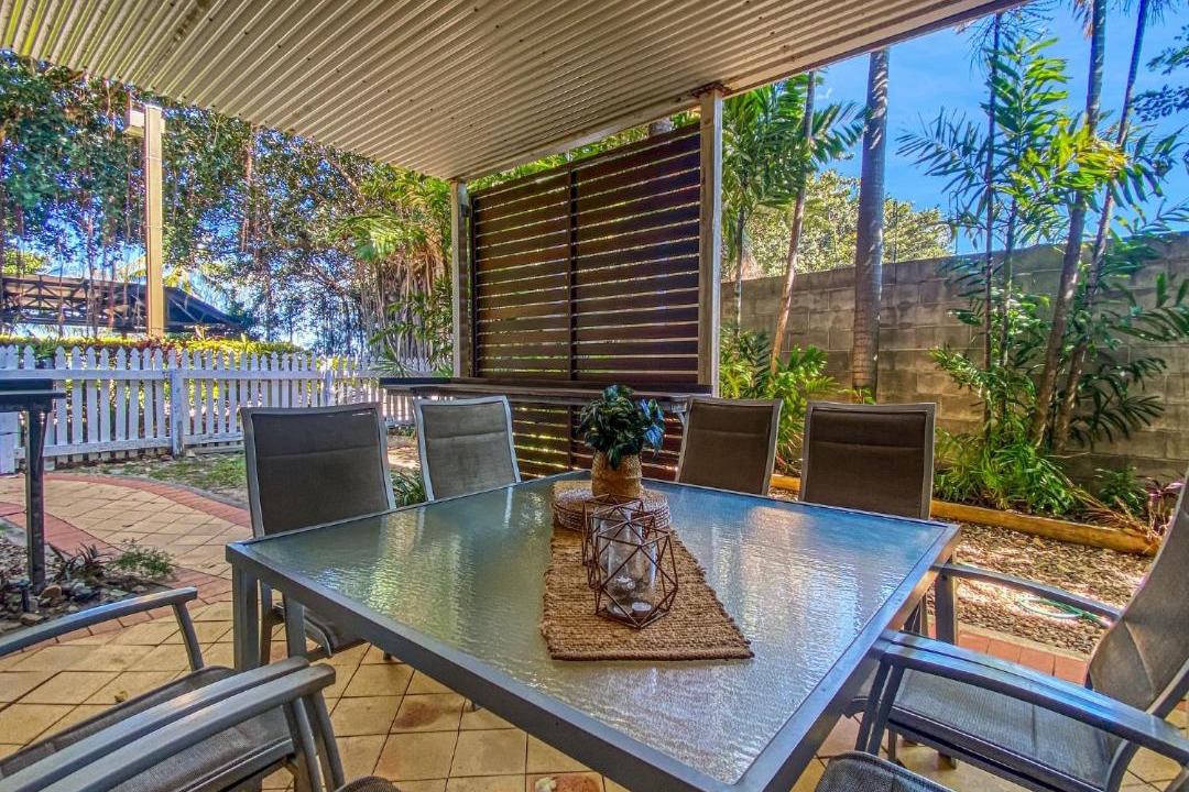 Photo of Patio Balcony in Picnic Bay
