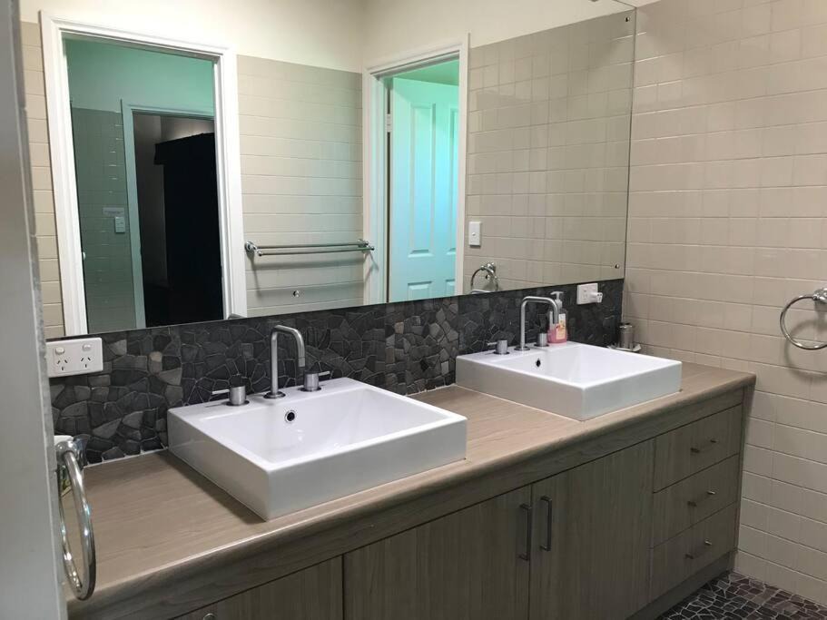 Photo of Bathroom in Emu Bay