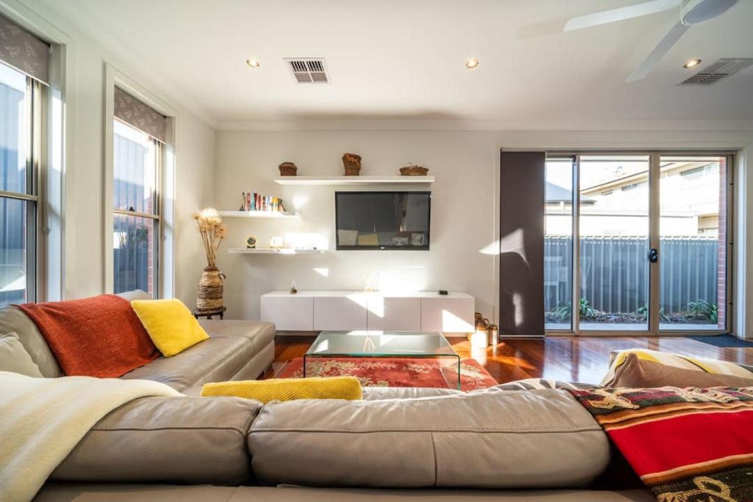 Photo of Livingroom in Welland