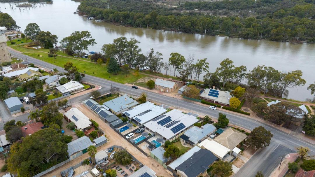 Photo of Buildings in Renmark