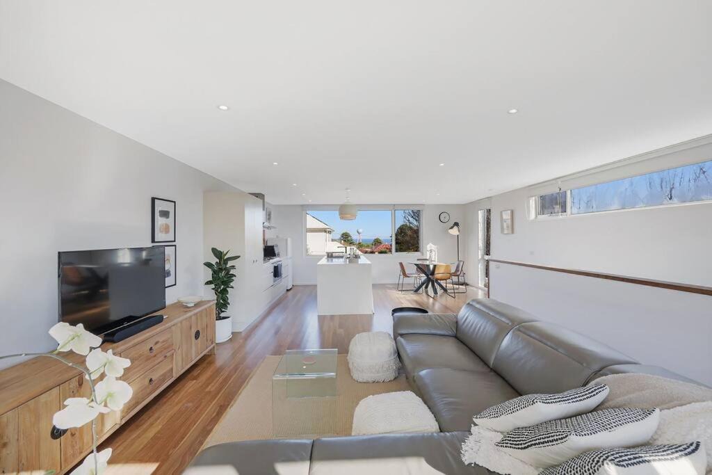 Photo of Livingroom in Warrnambool