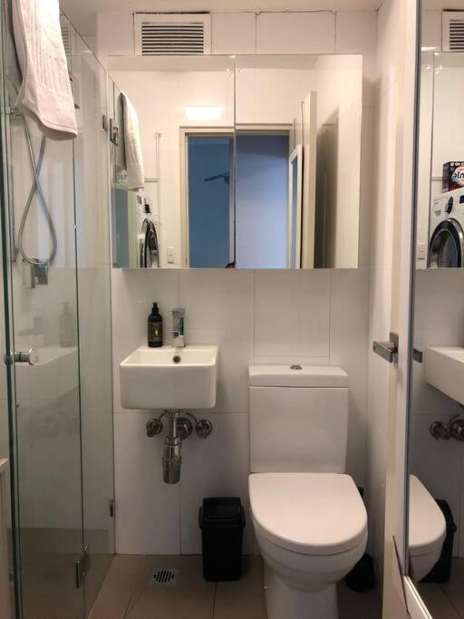 Photo of Bathroom in Rushcutters Bay