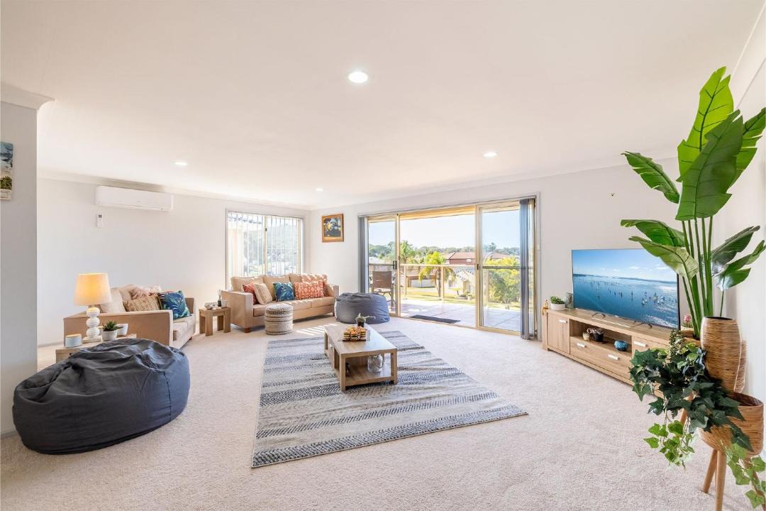 Photo of Livingroom in Fingal Bay