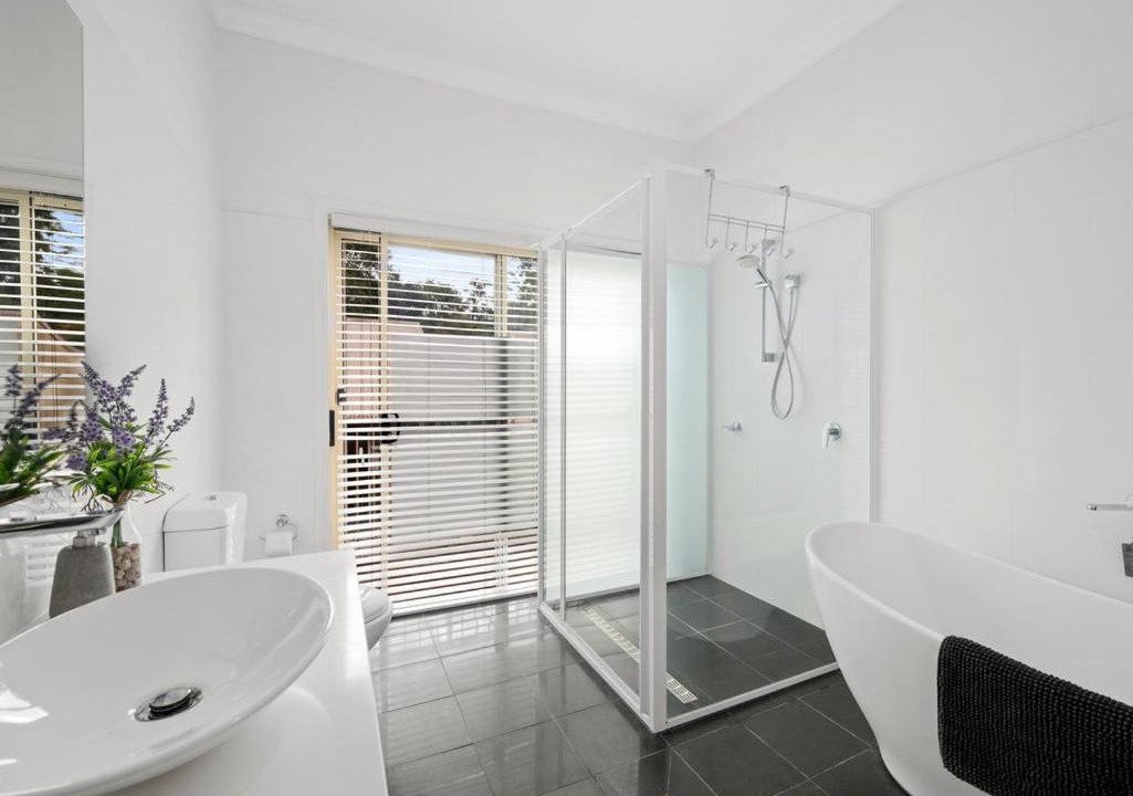 Photo of Bathroom in Korora