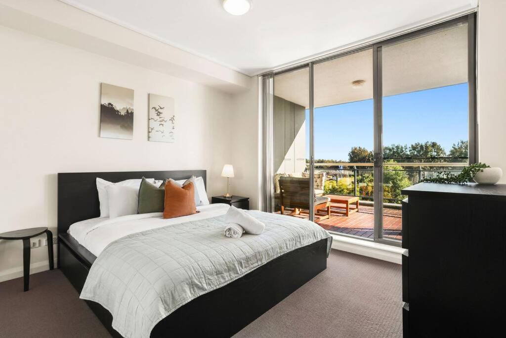 Photo of Bedroom in Wentworth Point