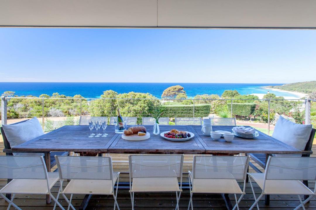 Photo of Patio Balcony in Eagle Bay