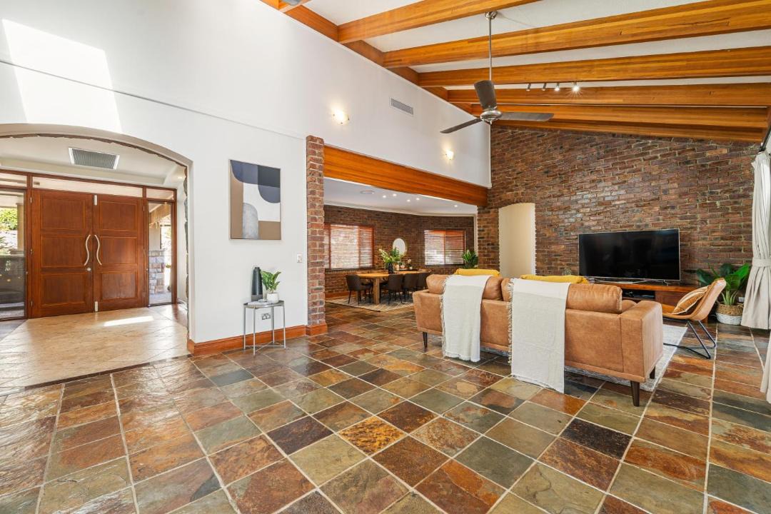Photo of Livingroom in Molendinar