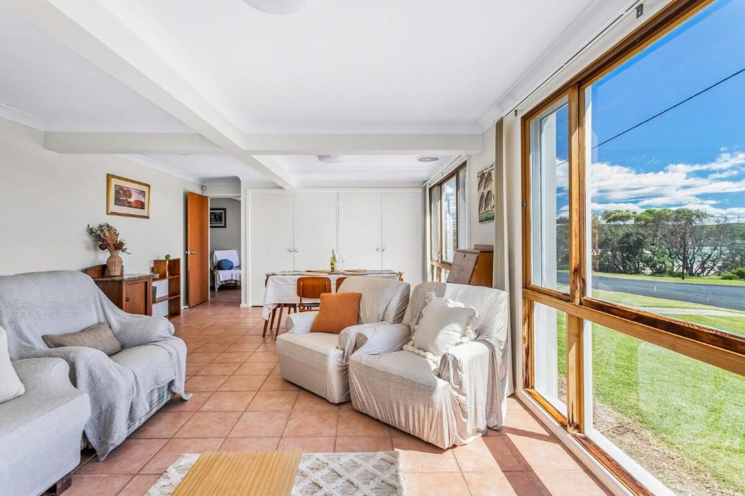 Photo of Livingroom in Dolphin Point