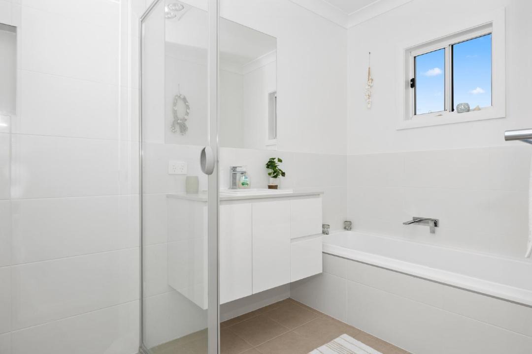 Photo of Bathroom in Dolphin Point