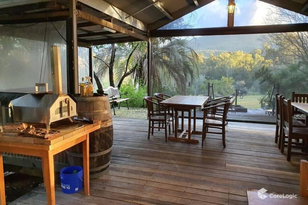 Photo of Patio Balcony in Rathdowney