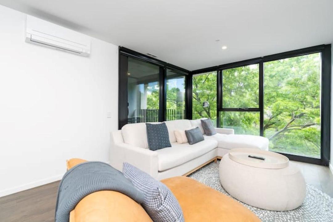 Photo of Livingroom in Reid