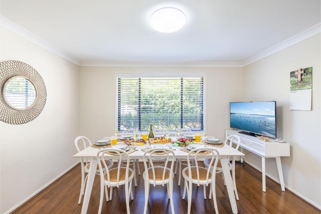 Photo of Livingroom in Corlette
