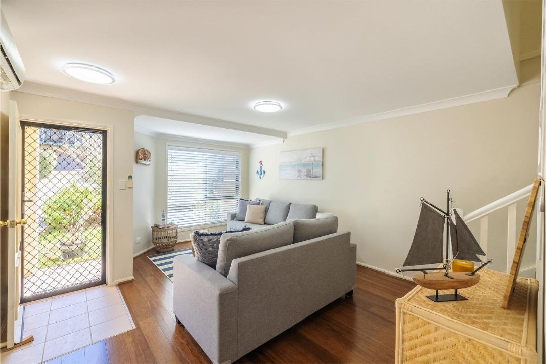 Photo of Livingroom in Corlette