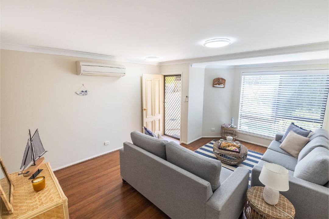 Photo of Livingroom in Corlette