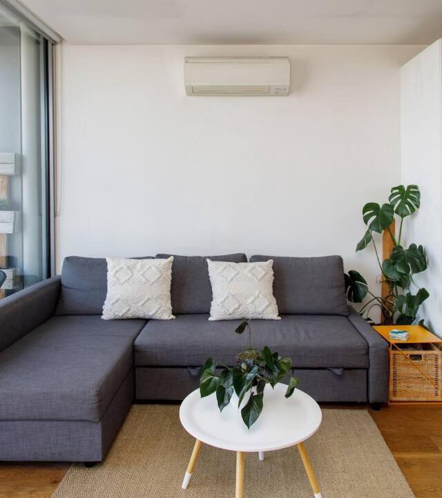 Photo of Livingroom in Abbotsford