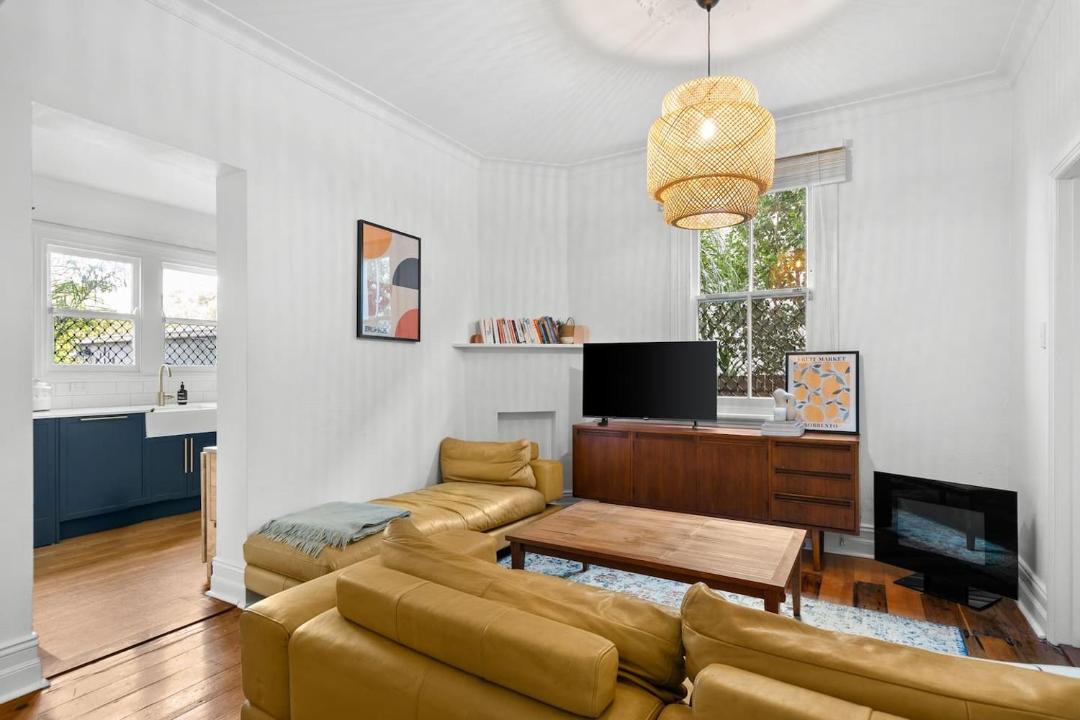 Photo of Livingroom in Petersham