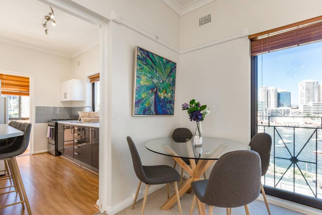 Photo of Livingroom in McMahons Point
