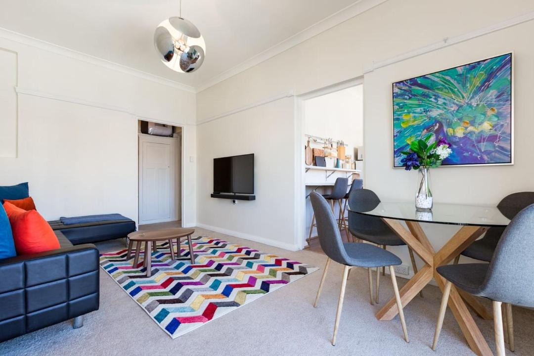 Photo of Livingroom in McMahons Point