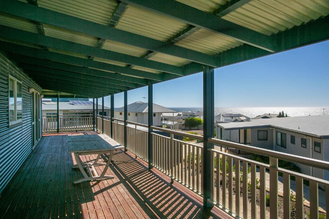 Photo of Patio Balcony in Peppermint Grove Beach