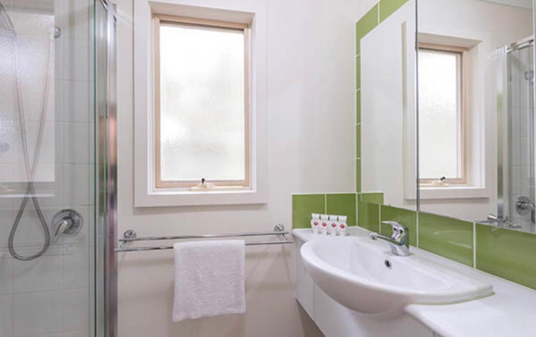 Photo of Bathroom in Ventnor