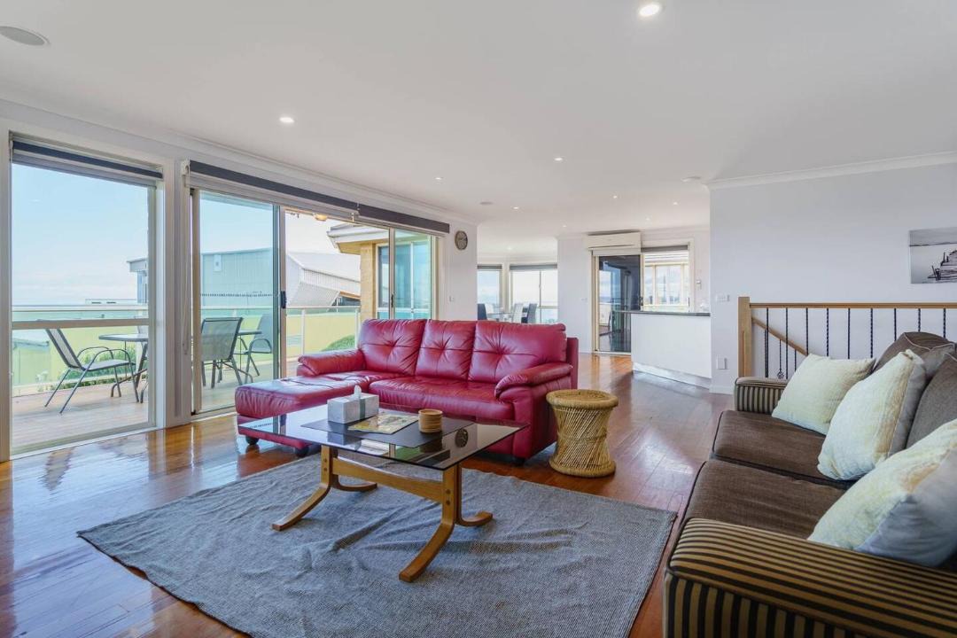 Photo of Livingroom in Bonbeach