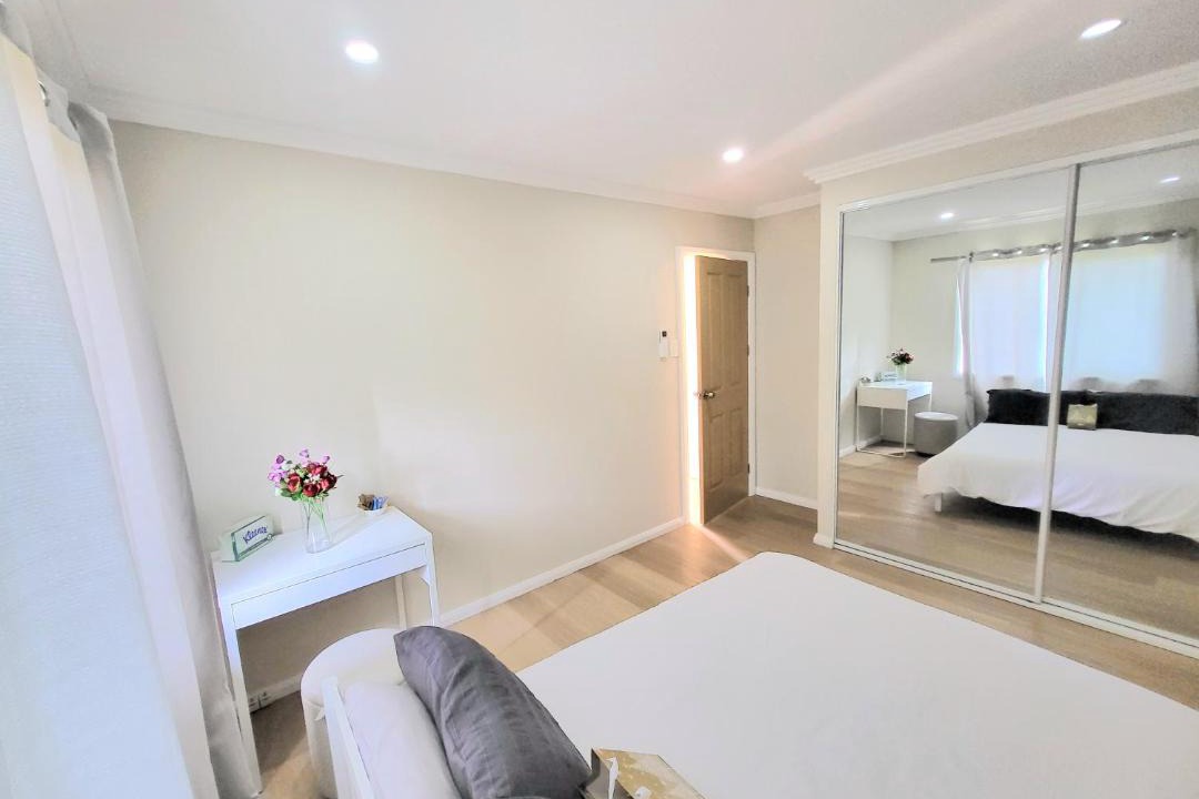 Photo of Bedroom in Doonside