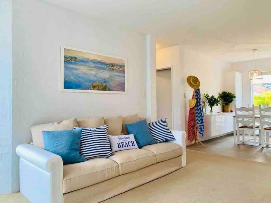 Photo of Livingroom in Cottesloe