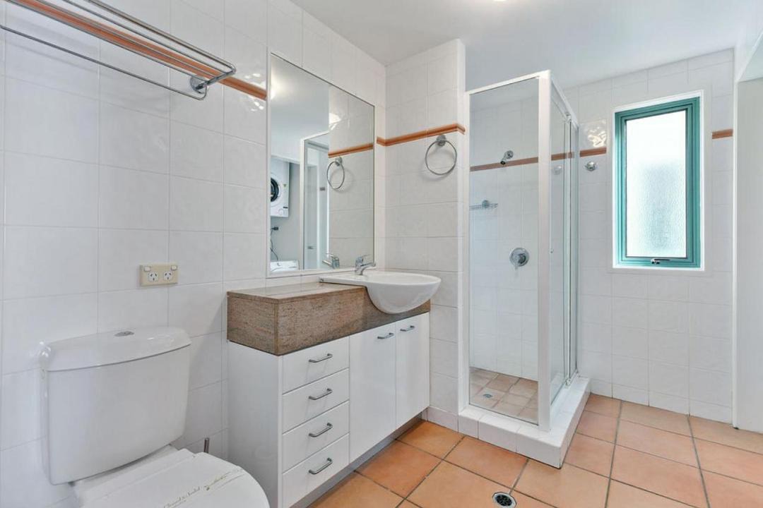 Photo of Bathroom in Point Lookout