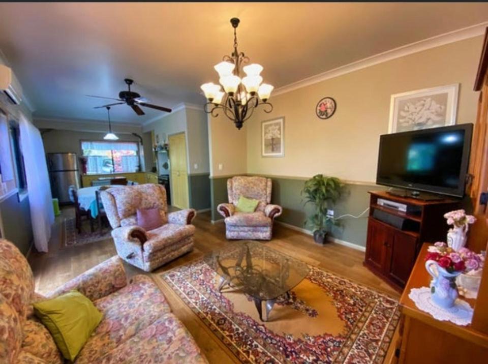 Photo of Livingroom in Sarina