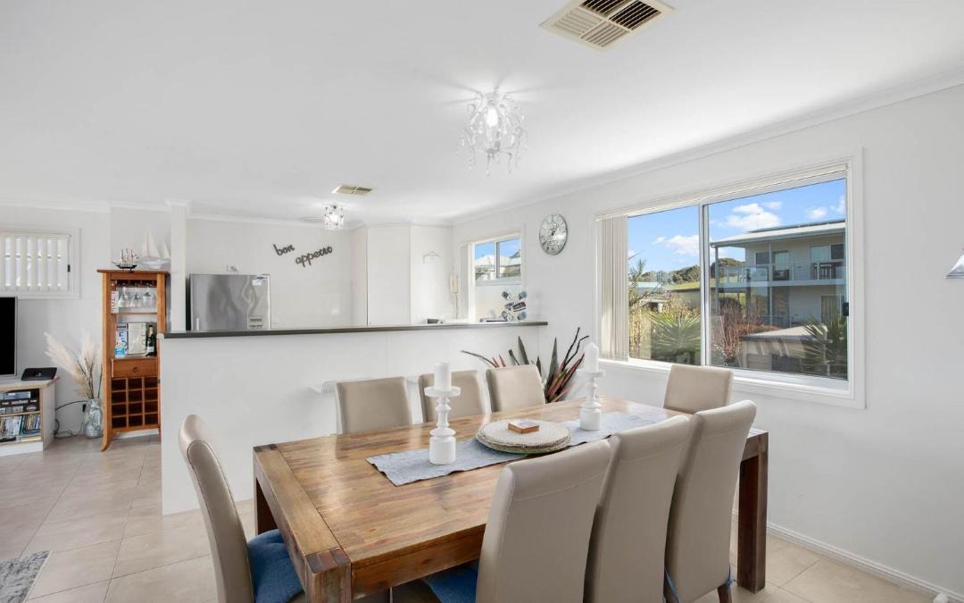 Photo of Livingroom in Encounter Bay