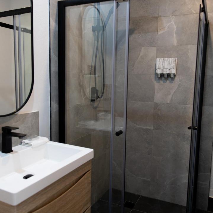Photo of Bathroom in Gundagai