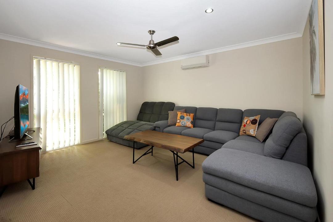 Photo of Livingroom in Armstrong Beach