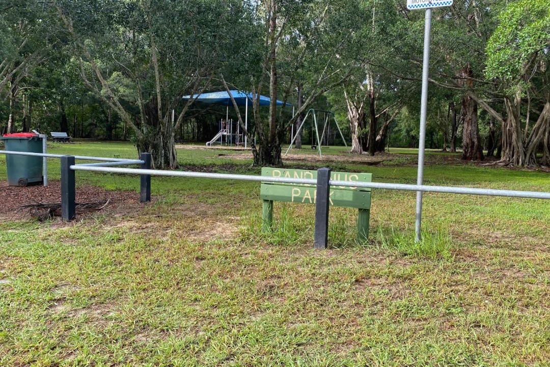 Photo of Others in Holloways Beach