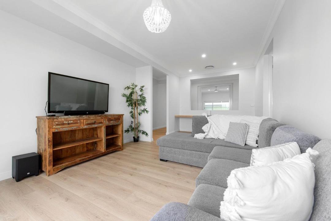 Photo of Livingroom in Narrawallee