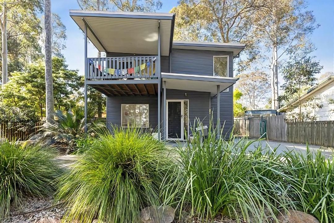 Photo of Buildings in Mossy Point