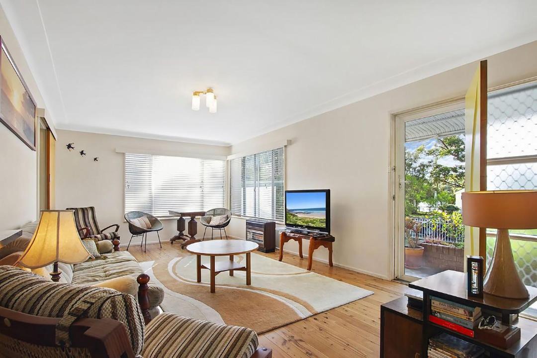 Photo of Livingroom in Lake Tabourie