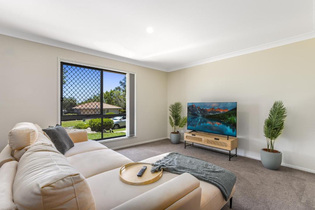 Photo of Livingroom in Eight Mile Plains