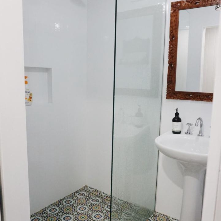 Photo of Bathroom in Rainbow Flat