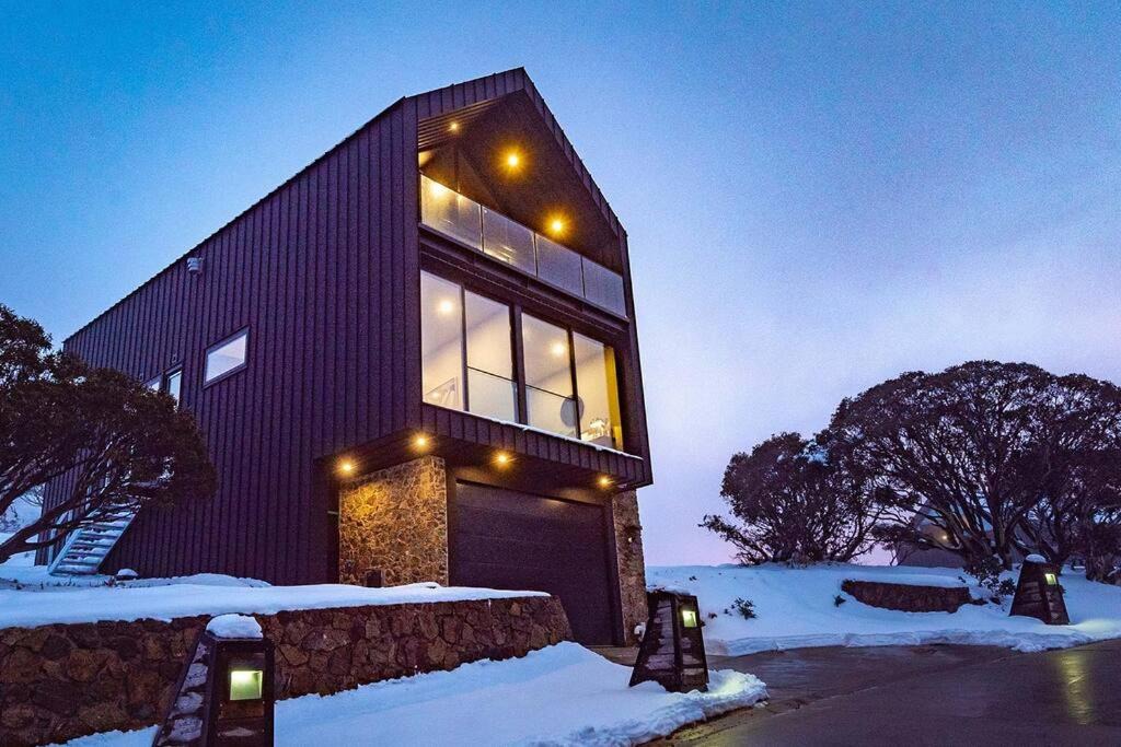 Photo of Others in Hotham Heights