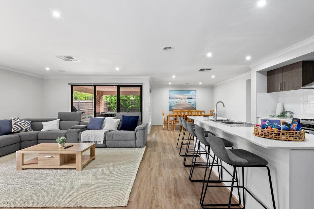 Photo of Livingroom in Armstrong Creek