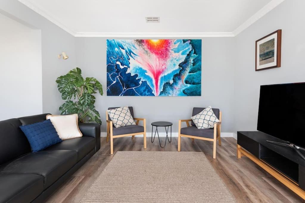 Photo of Livingroom in Narrabundah