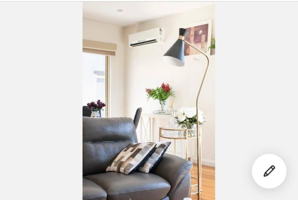 Photo of Livingroom in Glenroy