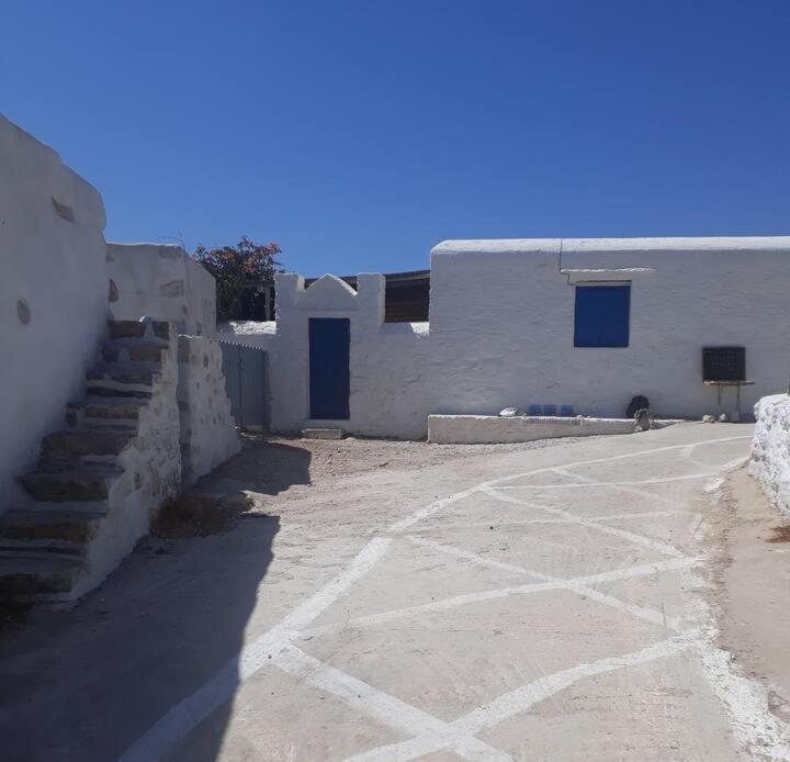 Photo of Others in Milopotas