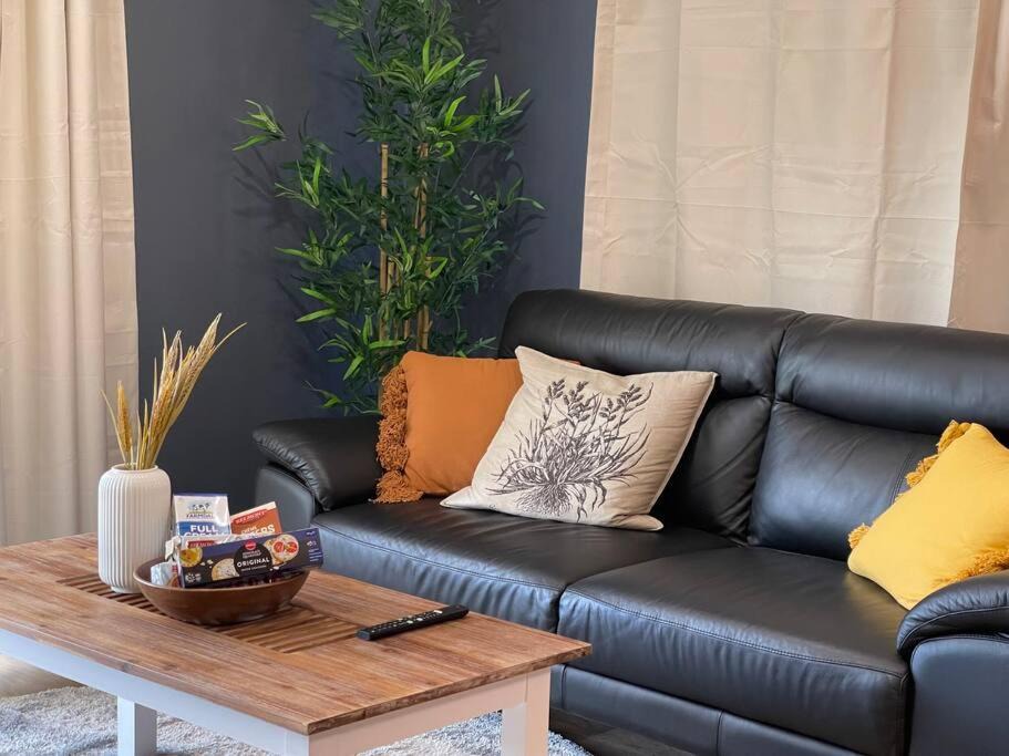 Photo of Livingroom in North Lakes